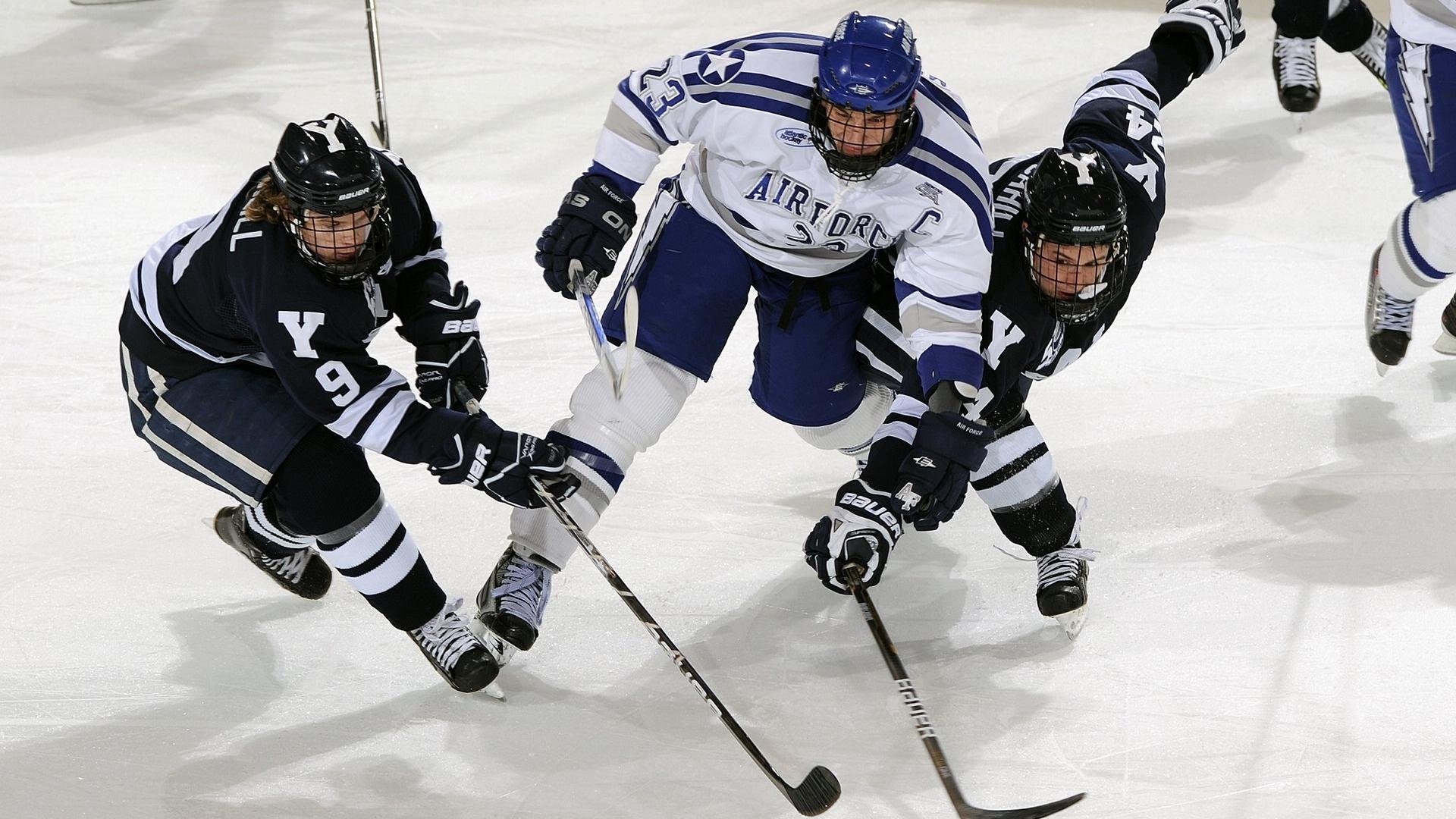 _勇士连续三场三分大爆发，胜利在望_，勇士三分集锦